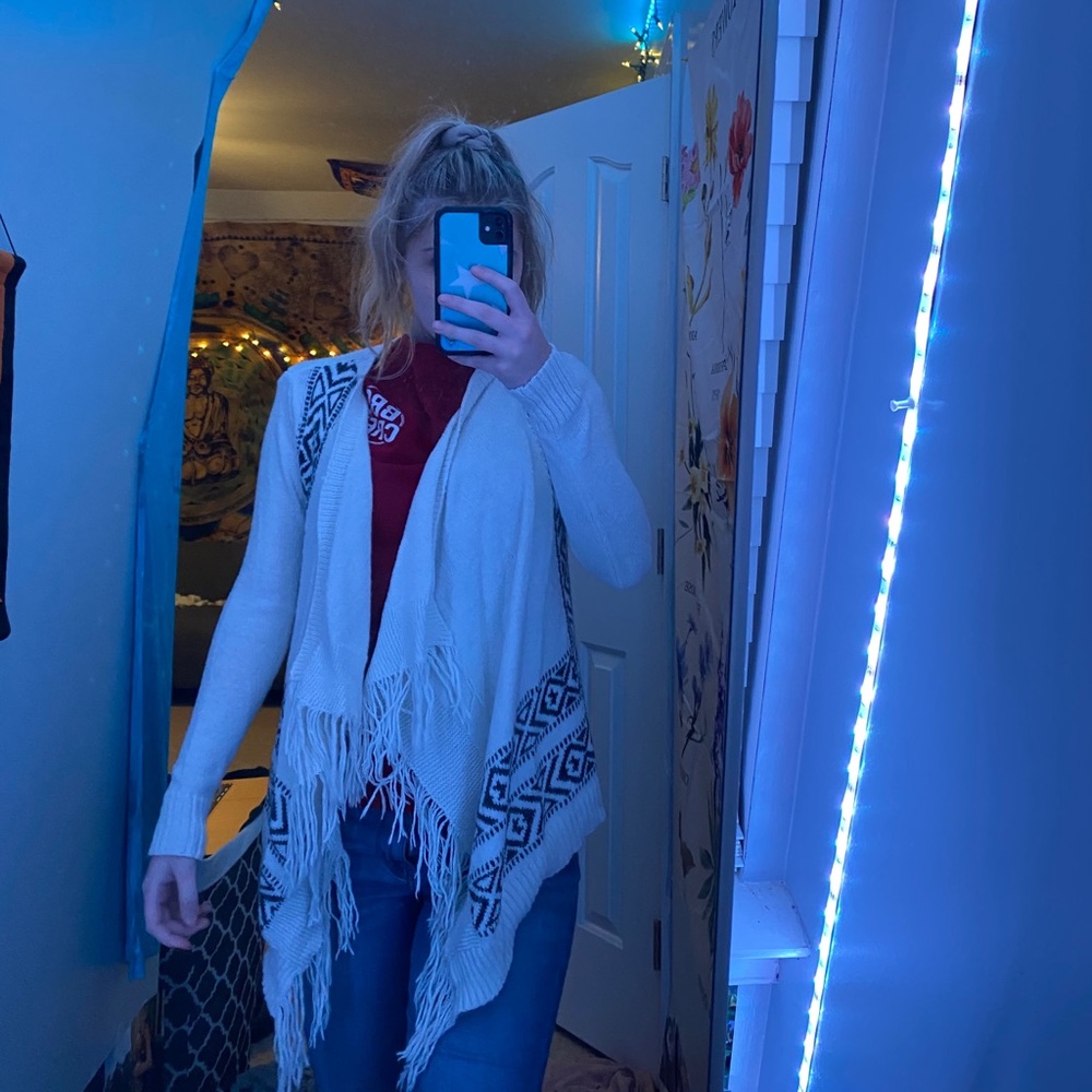 Hollister cardigan !